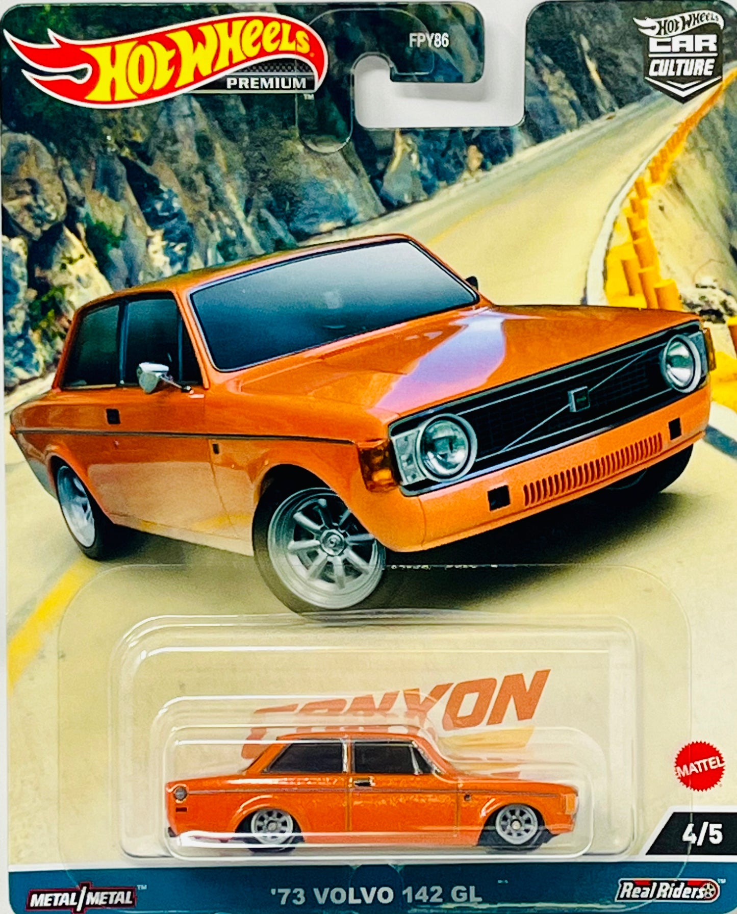 Hot Wheels Premium Car Culture Canyon Warriors '73 VOLVO 142 GL 1:64