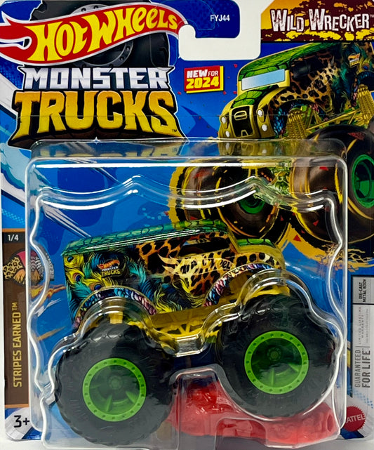 Hot Wheels Monster Trucks Wild Wrecker  Stripes Earned 1/4