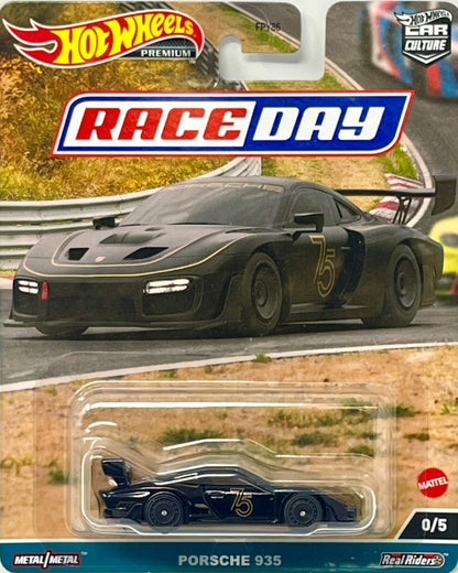 Hot Wheels 2022 Premium Car Culture Race Day 0/5 CHASE Porsche 935 Black