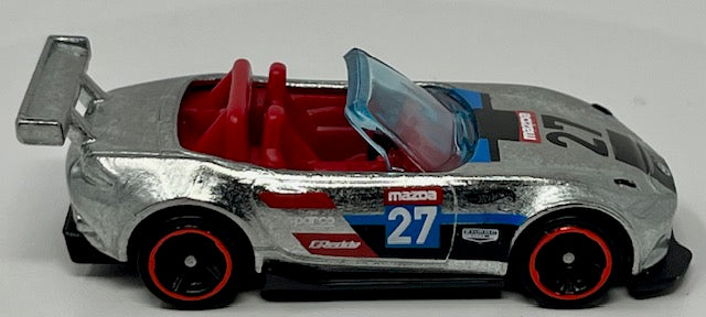 Hot Wheels ZAMAC '15 Mazda MX-5 Miata