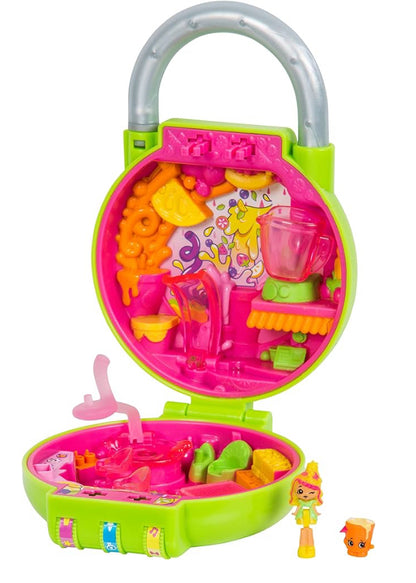 Shopkins Lil' Secrets- Collectable Mini Playset with Secret with Shoppie Toy Inside - Cutie Fruity Smoothies