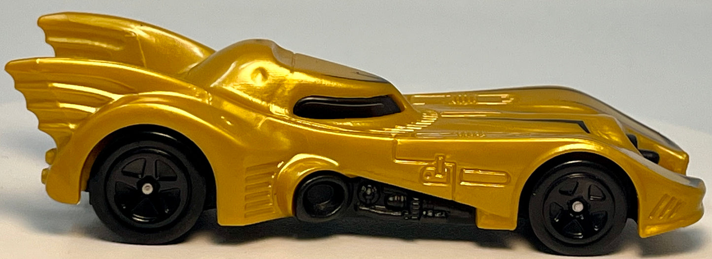 Hot Wheels Batmobile (Gold) 4/5