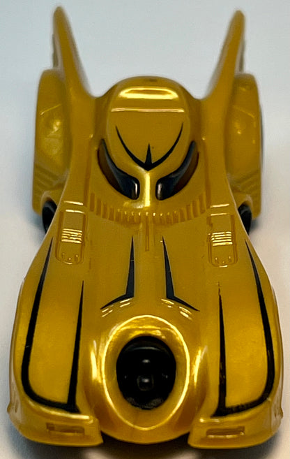 Hot Wheels Batmobile (Gold) 4/5