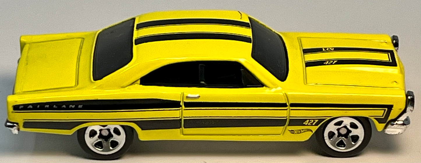 Hot Wheels 1966 Ford Fairlane 427 1/8