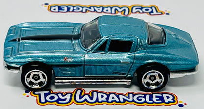 Hot Wheels '64 Corvette Stingray with Protector