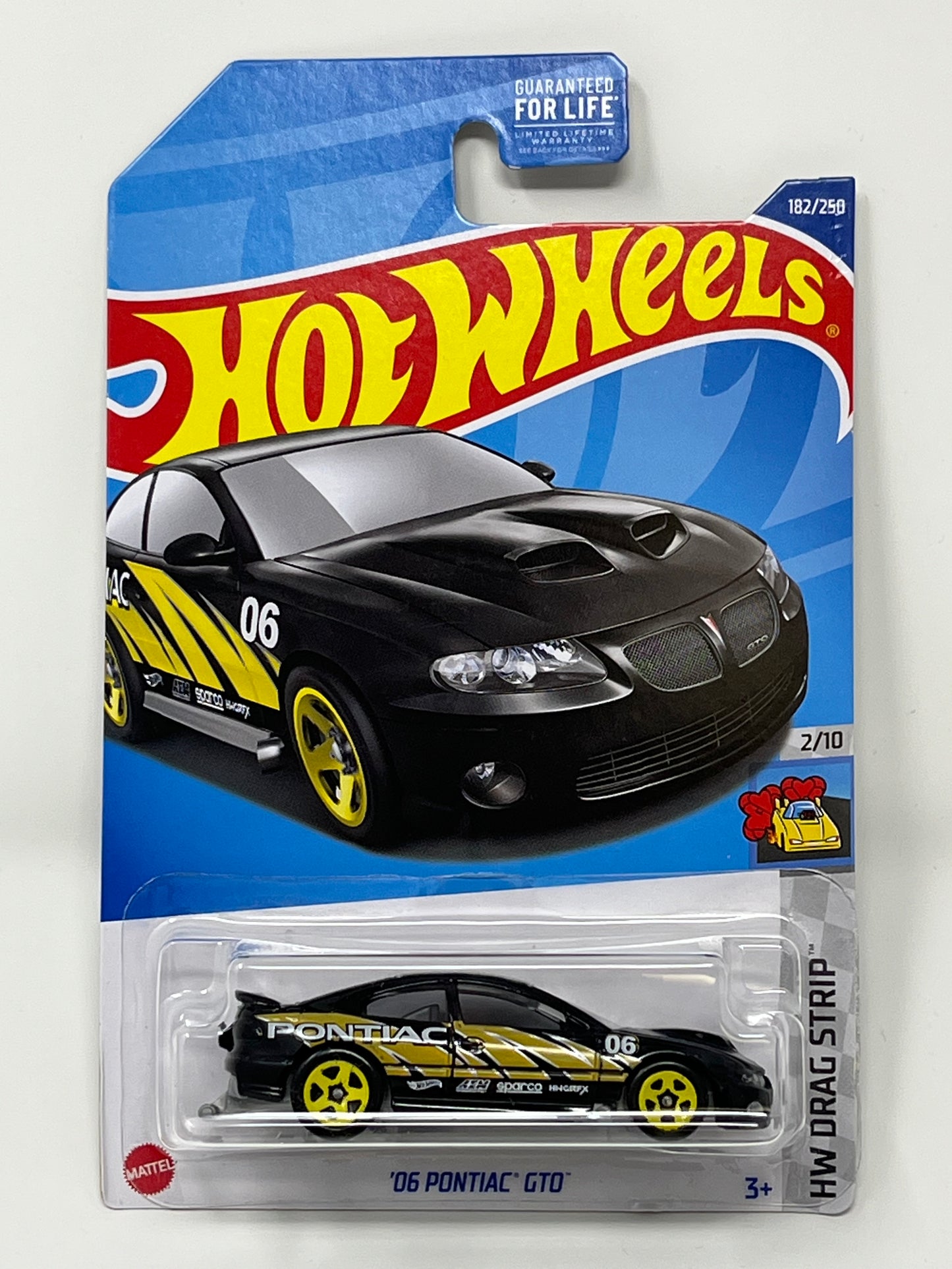 Hot Wheels '06 Pontiac GTO (Black) Drag Strip with Protector