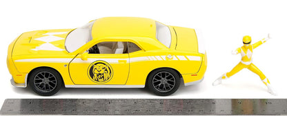 Power Rangers 1:24 2015 Dodge Challenger SRT Hellcat Die-Cast Car & 2.75" Yellow Ranger Figure, Toys for Kids and Adults