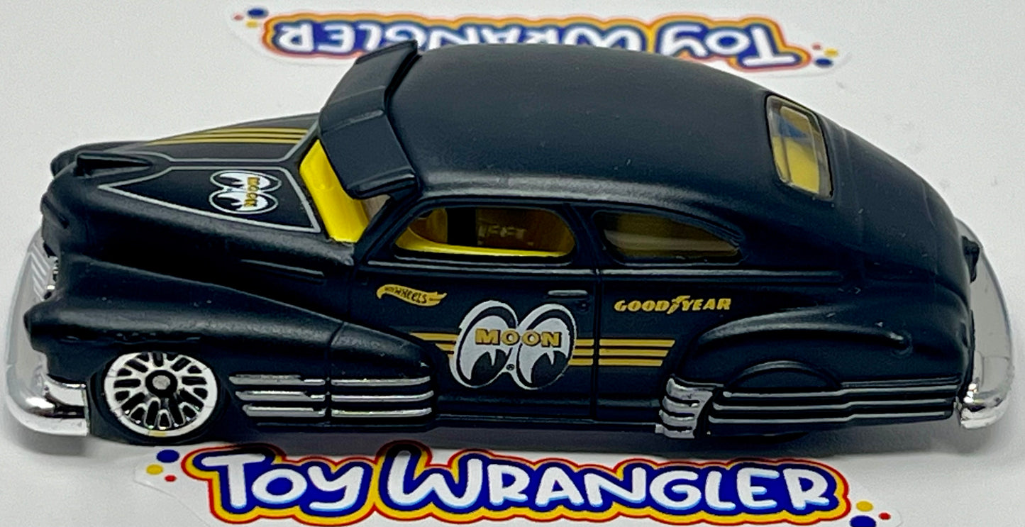 Hot Wheels '47 Chevy Fleetline with Protector