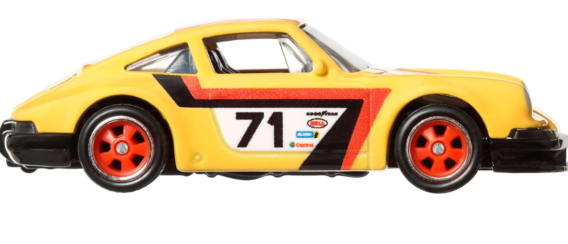 Hot Wheels Premium Car Culture Circuit Legends Toy Vehicle, 1:64 Scale Die-Cast '71 Porsche 911 for Collectors, Real Riders Tires, Metal/Metal Chassis