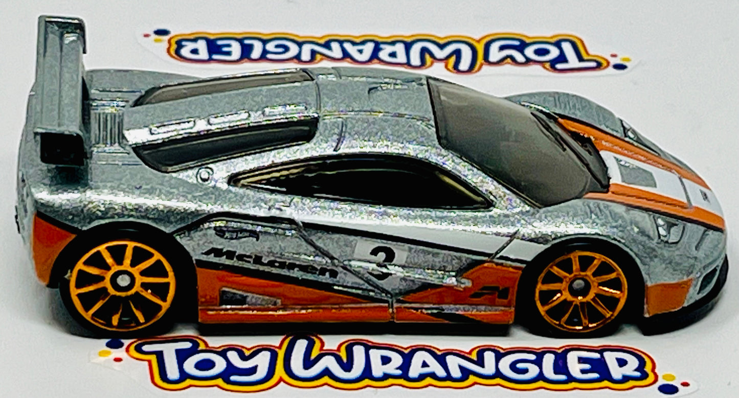 Hot Wheels ZAMAC McLaren F1 GTR w/Protector