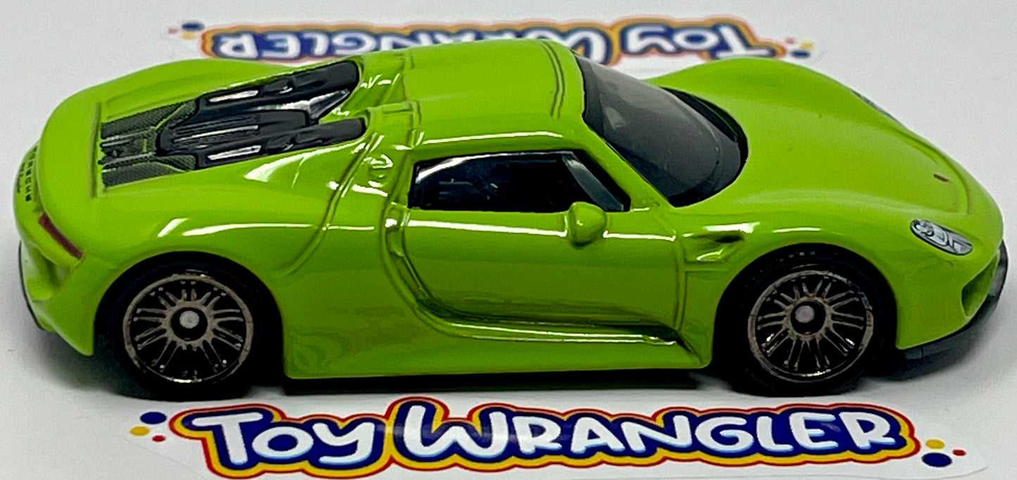 Matchbox Porsche 918 Spyder (Green) with Protector