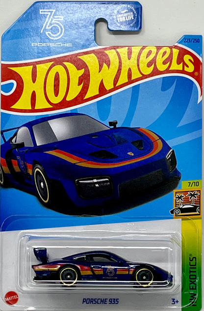 Hot Wheels Porsche 935 (Blue with Stripes) with Protector