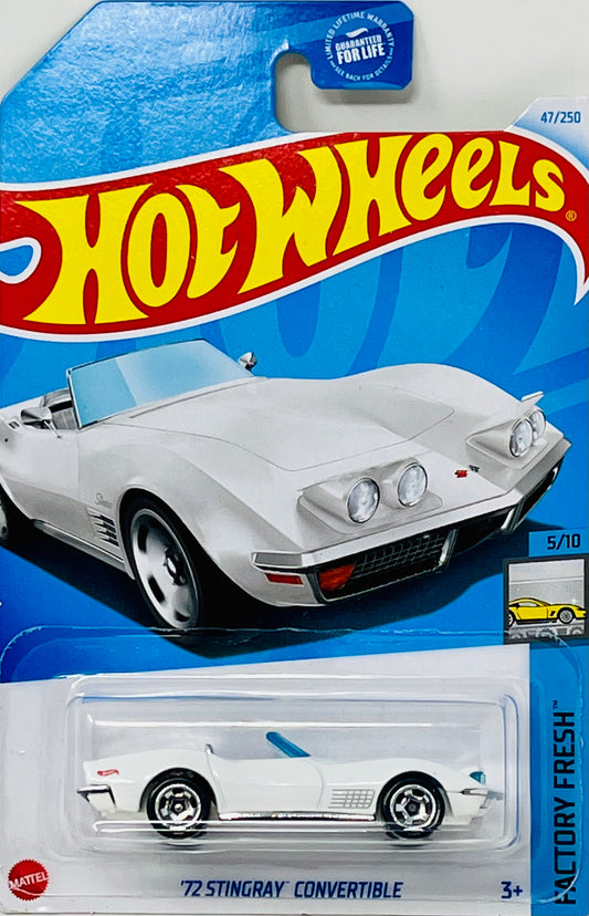 Hot Wheels 72 Stingray Convertible White