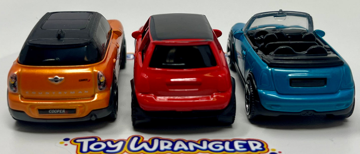 Matchbox 3 Pack 2010 Mini Cabrio 2003 Mini Cooper S 2011 Mini Countryman