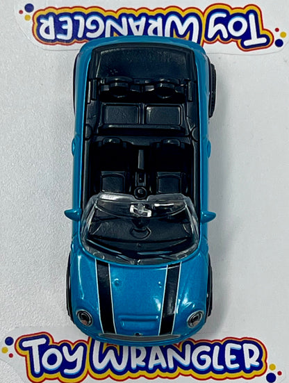 Matchbox 3 Pack 2010 Mini Cabrio 2003 Mini Cooper S 2011 Mini Countryman