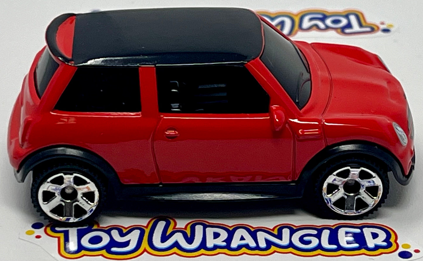 Matchbox 3 Pack 2010 Mini Cabrio 2003 Mini Cooper S 2011 Mini Countryman