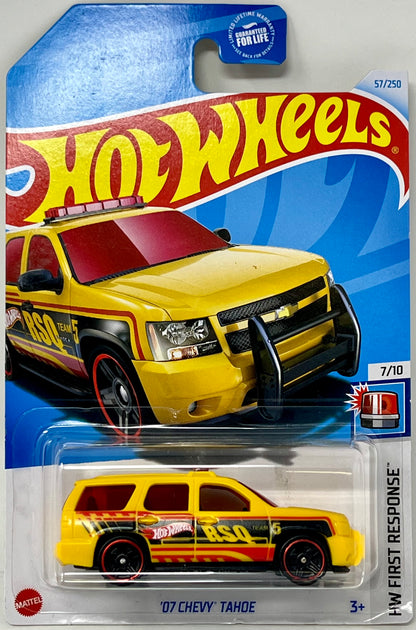 Hot Wheels 07 Chevy Tahoe #57 Yellow 57/250 2021 HW First Response 7/10