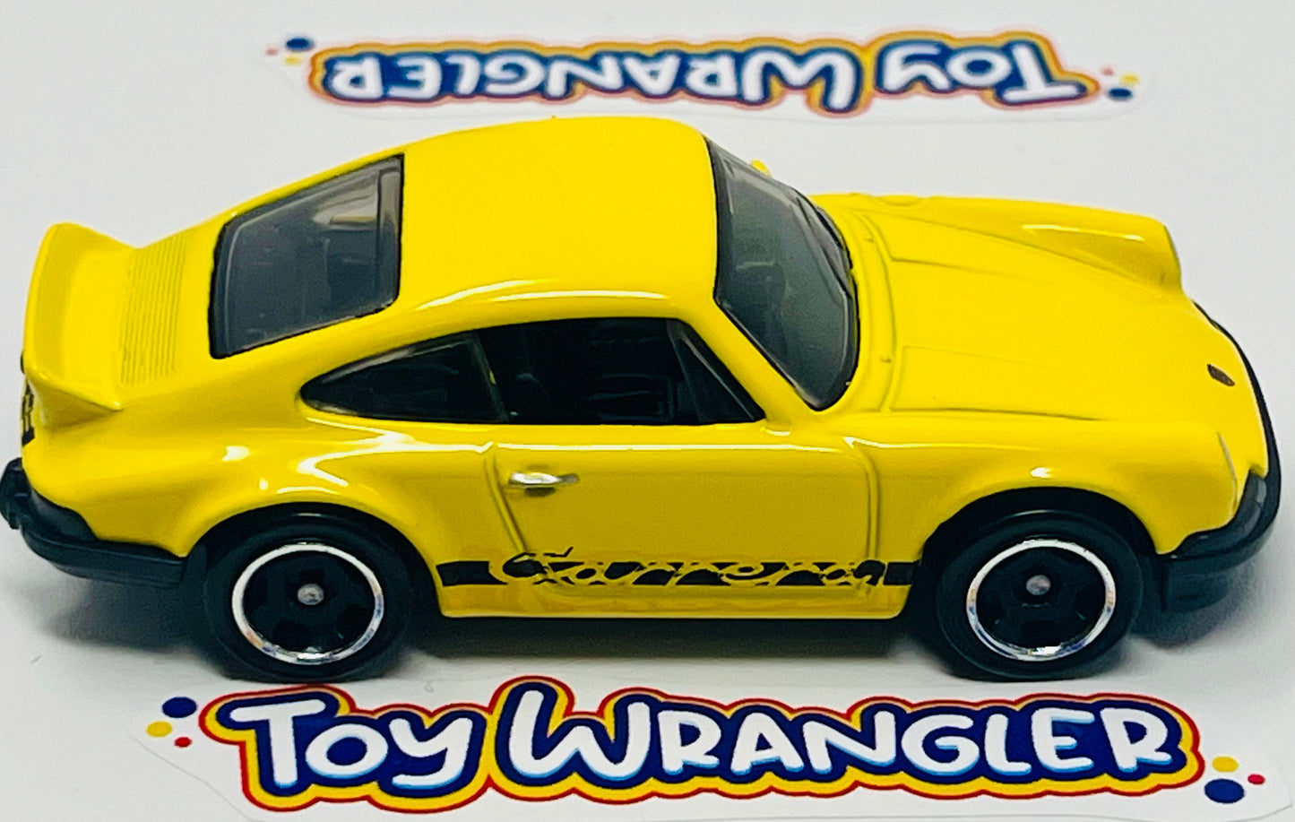 Hot Wheels Porsche 911 Carrera RS 2.7 (Yellow) with Protector