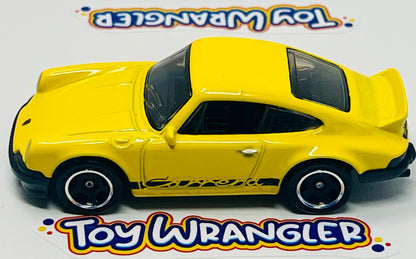 Hot Wheels Porsche 911 Carrera RS 2.7 (Yellow) with Protector