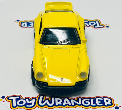 Hot Wheels Porsche 911 Carrera RS 2.7 (Yellow) with Protector