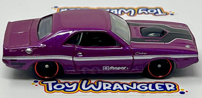 Hot Wheels 1970 Dodge Hemi Challenger MUSCLE MANIA 4/10  123/250